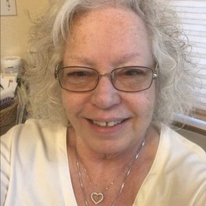 Meet your Posher, Beverly